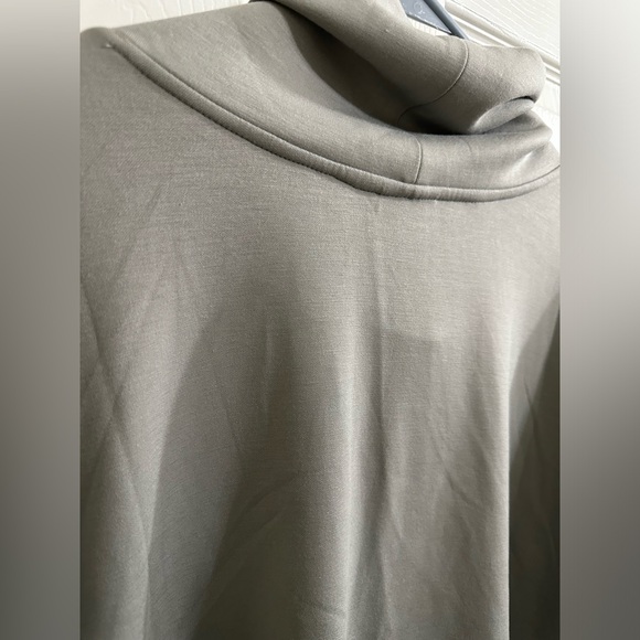 LuLaRue “Teresa cinched cowl neck pullover” long sleeve sweater women’s - Picture 8 of 11